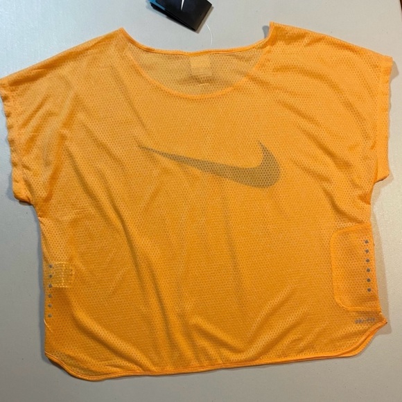 NWT 2 Nike Women’s XL Dri-Fit City Cool Swoosh Running Shirts in Blue & Orange - Picture 11 of 12